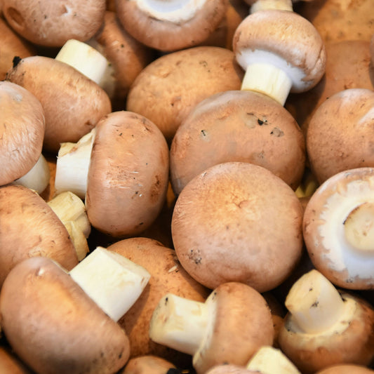 White Button Mushrooms ~ 180g punnet